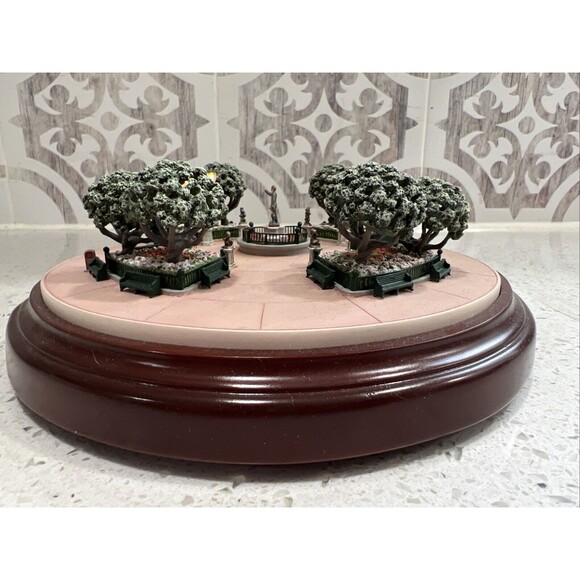 Disney Disney World Central Plaza Olszewski 1st‎ Edition COA - Picture 4 of 9